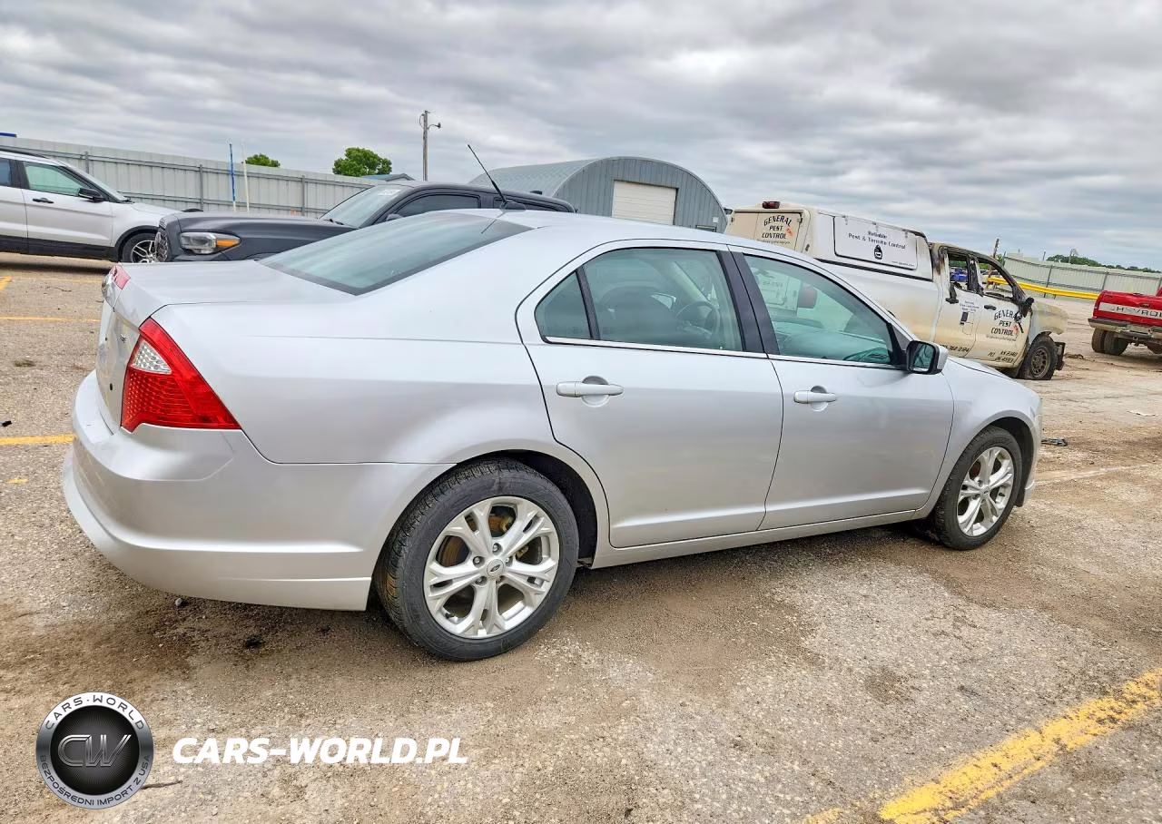 2012 Ford Fusion Se VIN:3FAHP0HA6CR377213 - 3