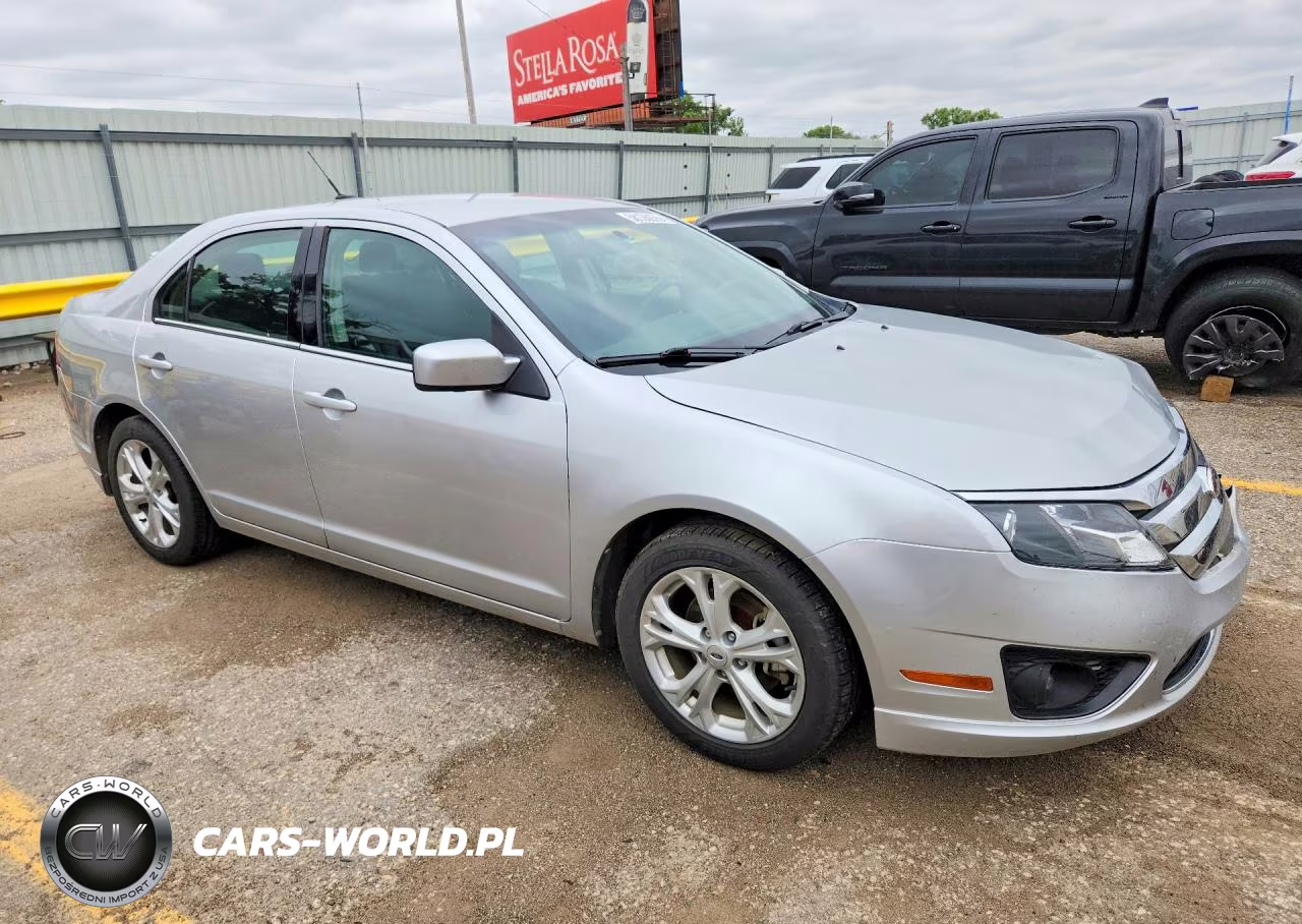 2012 Ford Fusion Se VIN:3FAHP0HA6CR377213 - 4