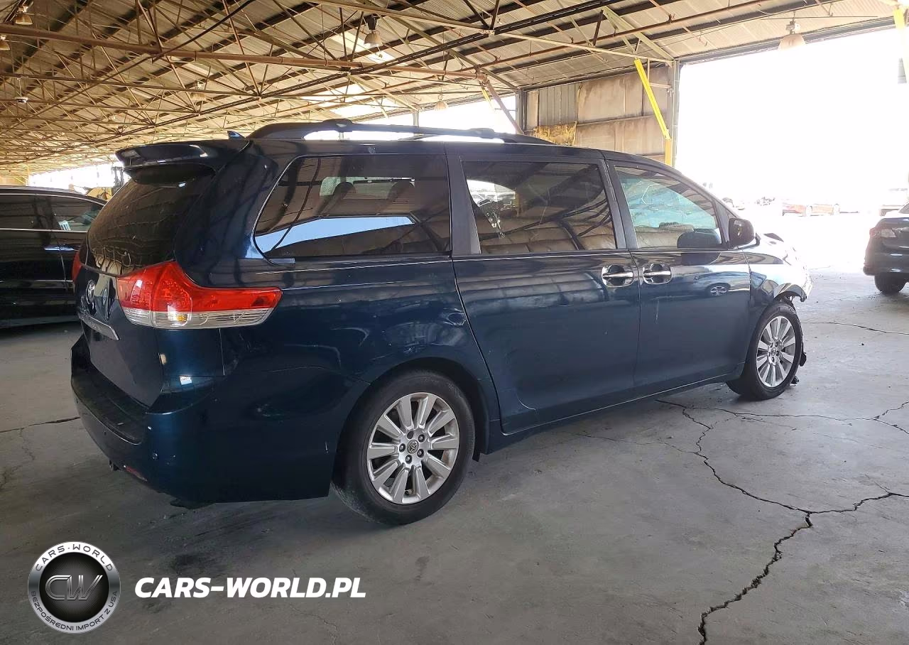2011 Toyota Sieanna VIN:5TDYK3DC4BS164144 - 3
