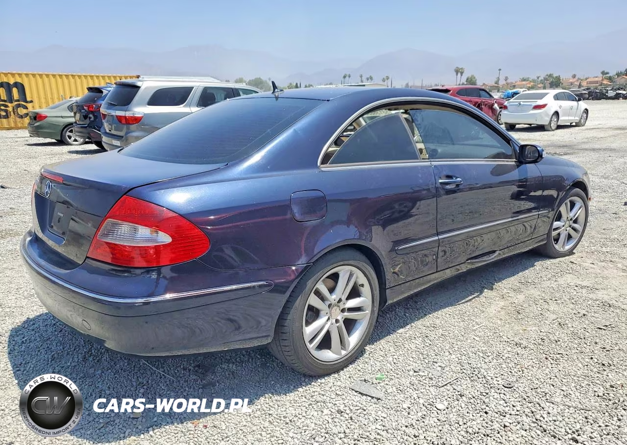 2008 Mercedes-Benz Clk 350 VIN:WDBTJ56H38F241921 - 3