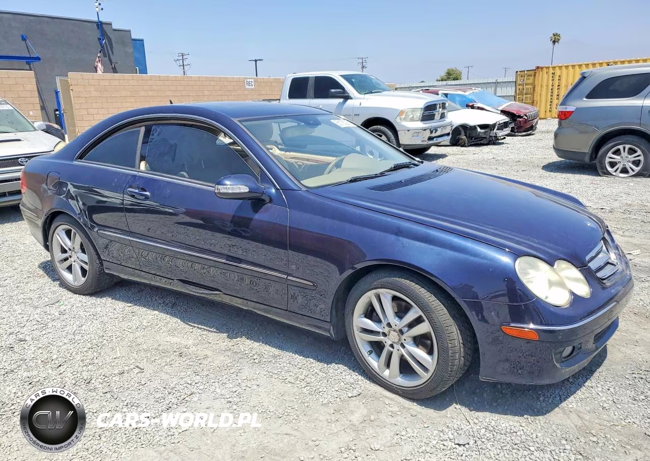 2008 Mercedes-Benz Clk 350 VIN:WDBTJ56H38F241921 - 4
