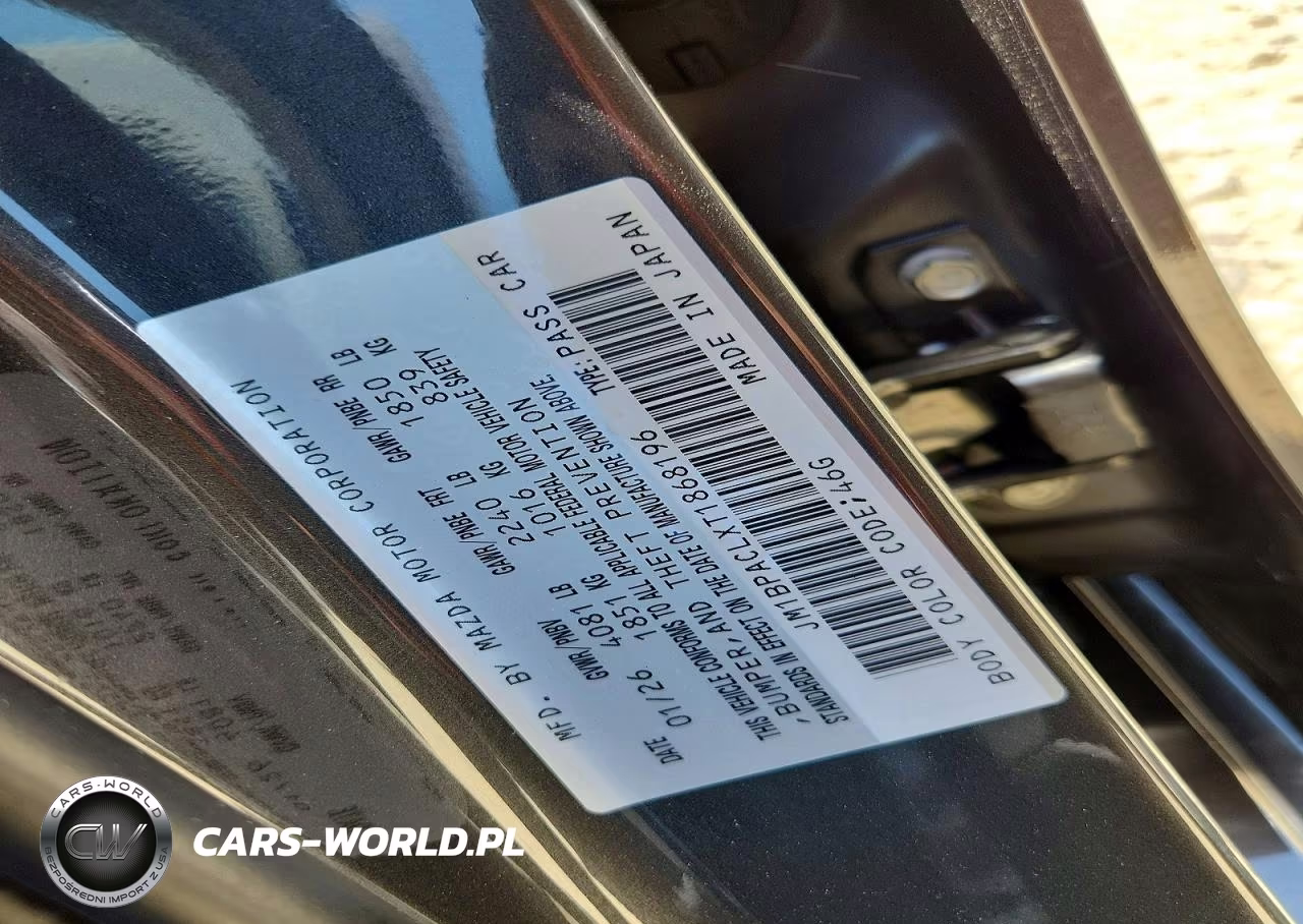 2026 Mazda 3 Preferred VIN:JM1BPACLXT1868196 - 12