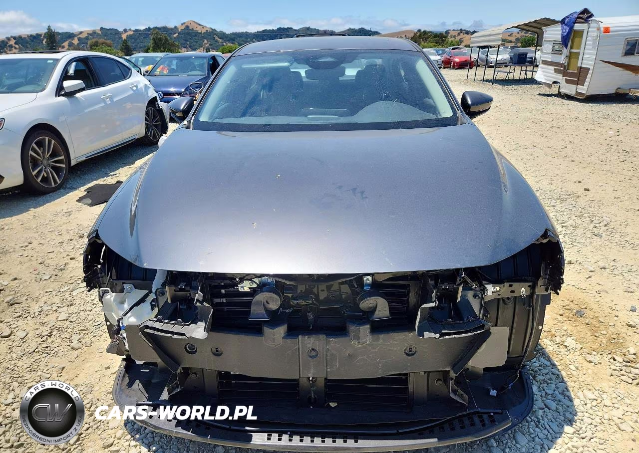 2026 Mazda 3 Preferred VIN:JM1BPACLXT1868196 - 5