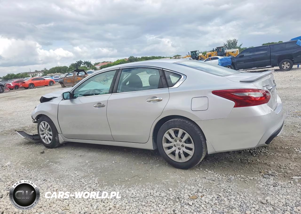 2018 Nissan Altima 2.5 S VIN:1N4AL3AP1JC157826 - 2