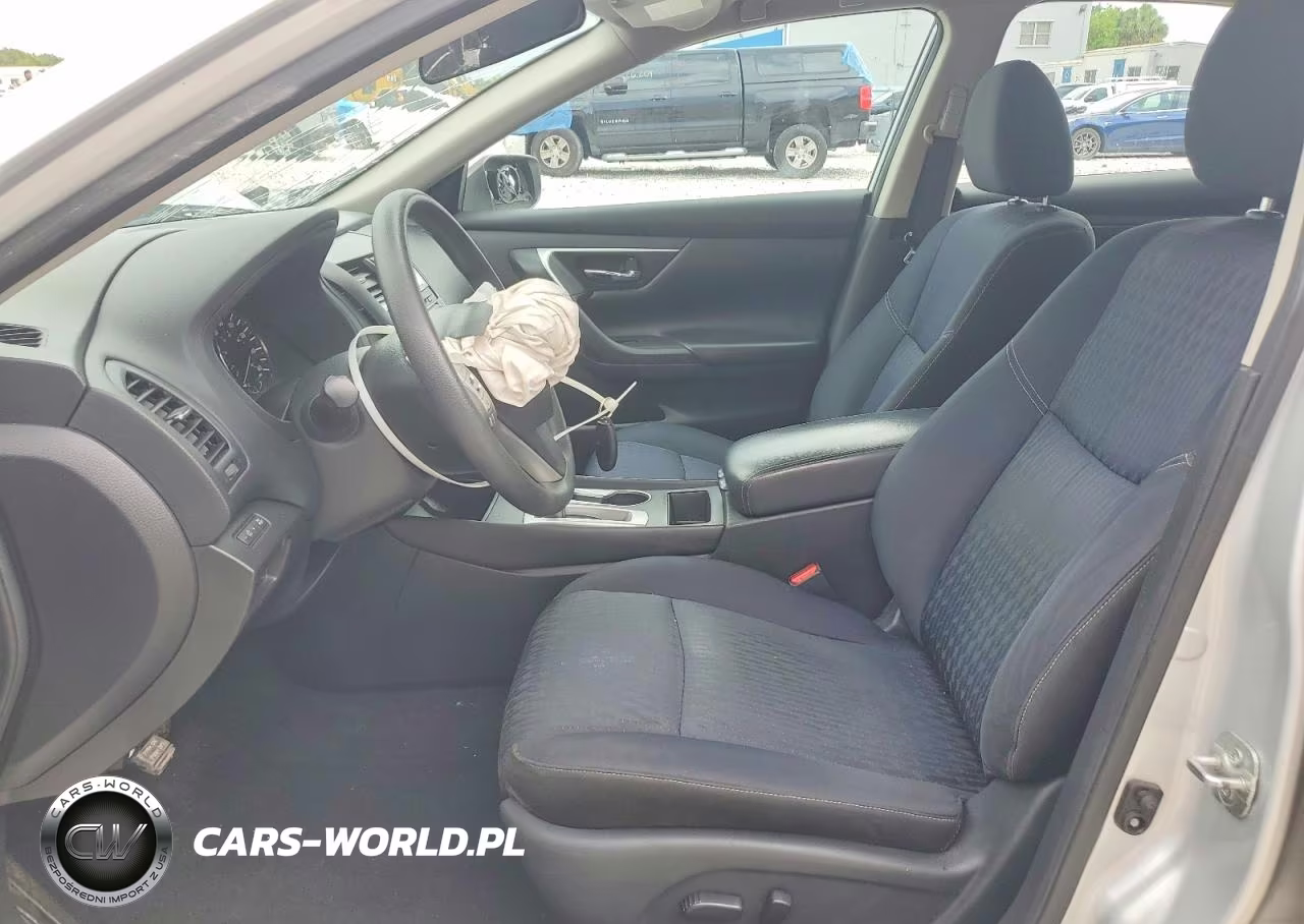 2018 Nissan Altima 2.5 S VIN:1N4AL3AP1JC157826 - 7