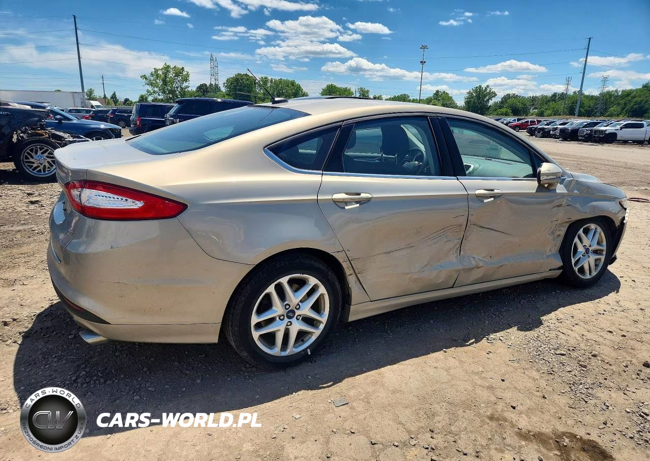 2015 Ford Fusion Se VIN:3FA6P0H74FR112029 - 3