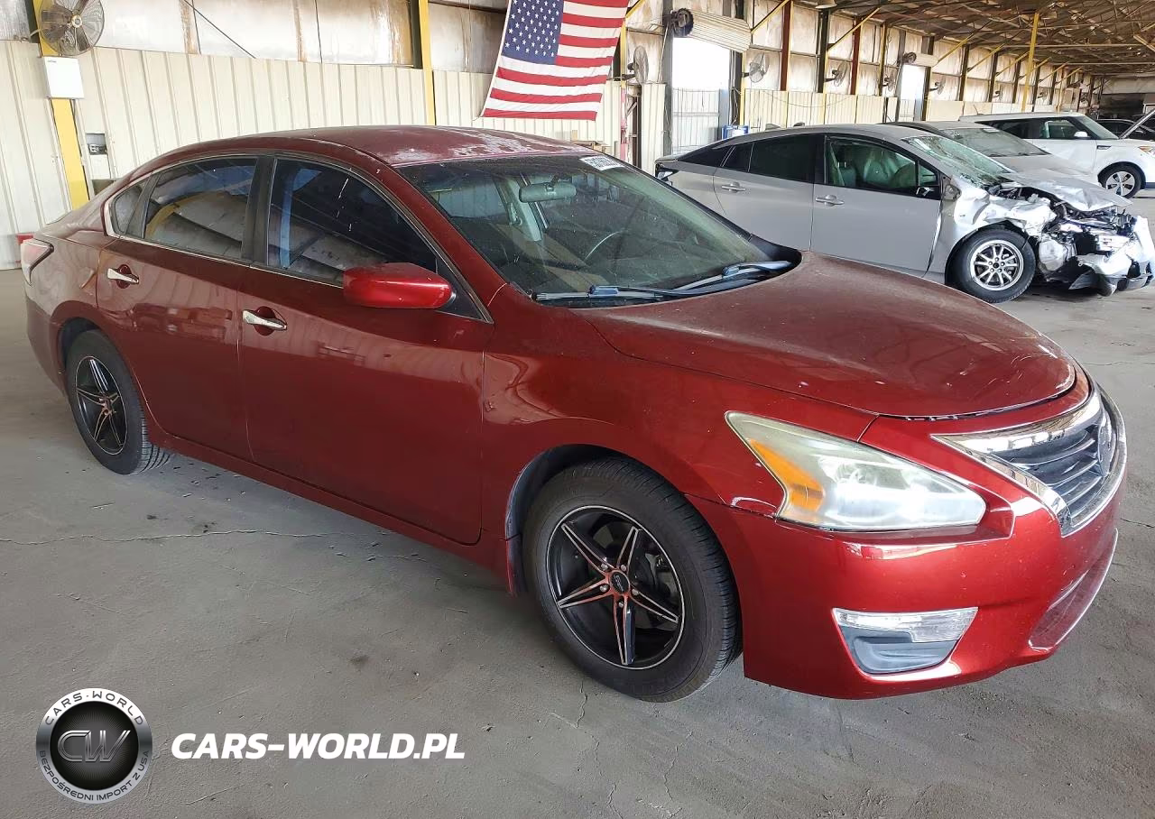 2015 Nissan Altima 2.5 S VIN:1N4AL3AP0FC430763 - 4