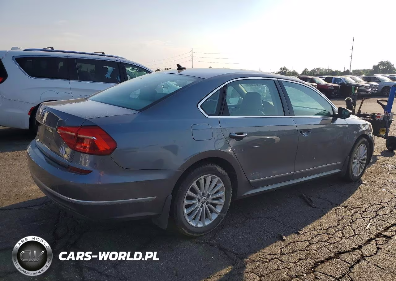 2016 Volkswagen Passat Se VIN:1VWBT7A3XGC035345 - 3