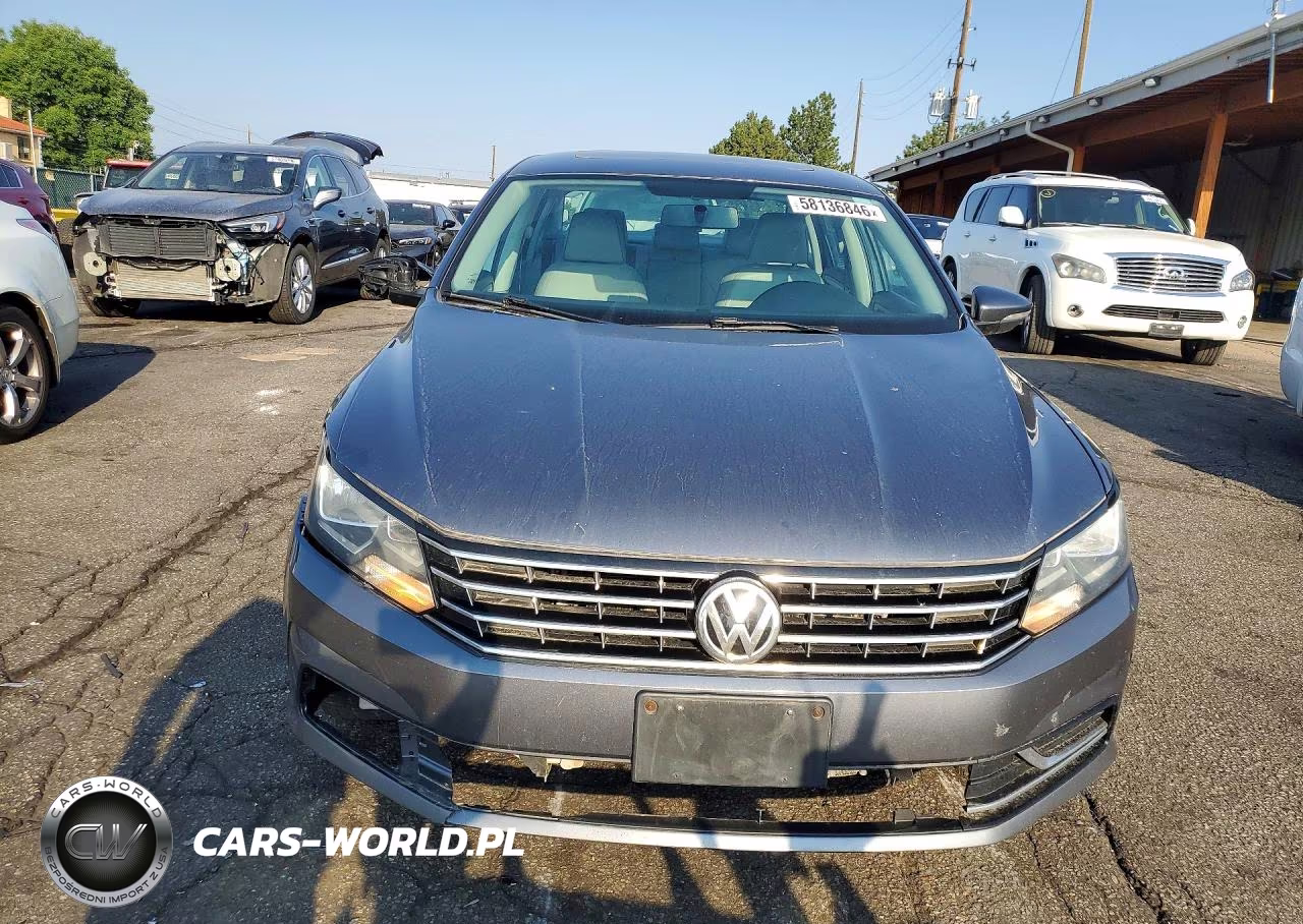 2016 Volkswagen Passat Se VIN:1VWBT7A3XGC035345 - 5