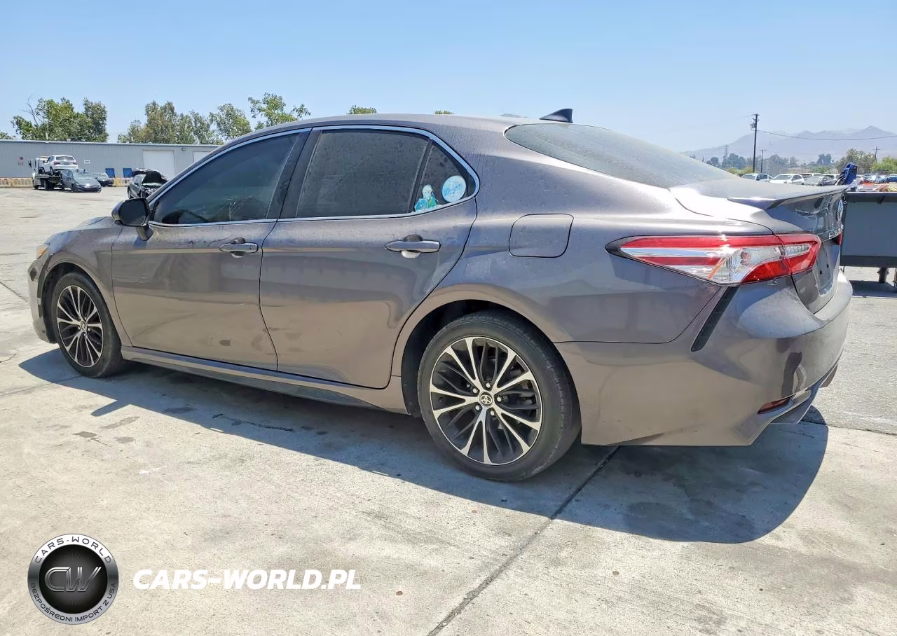 2020 Toyota Camry Se VIN:4T1G11AK1LU364566 - 2