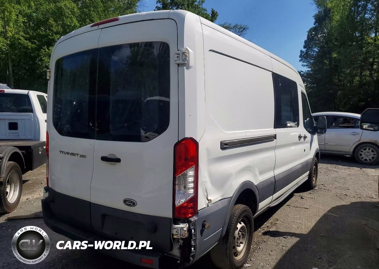 2015 Ford Transit T-250 VIN:1FTNR2CM6FKB25104 - 10
