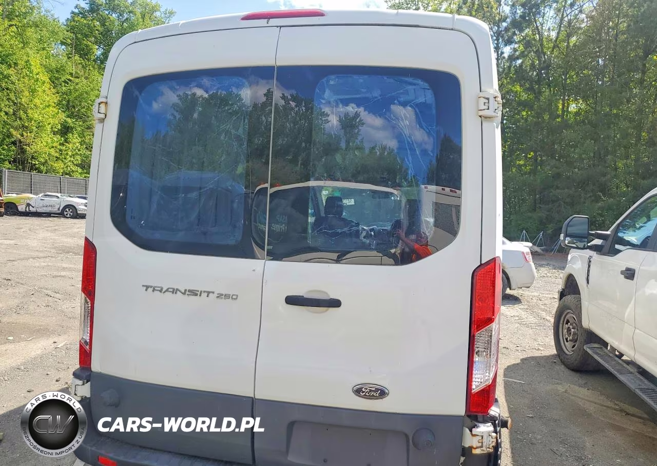 2015 Ford Transit T-250 VIN:1FTNR2CM6FKB25104 - 6