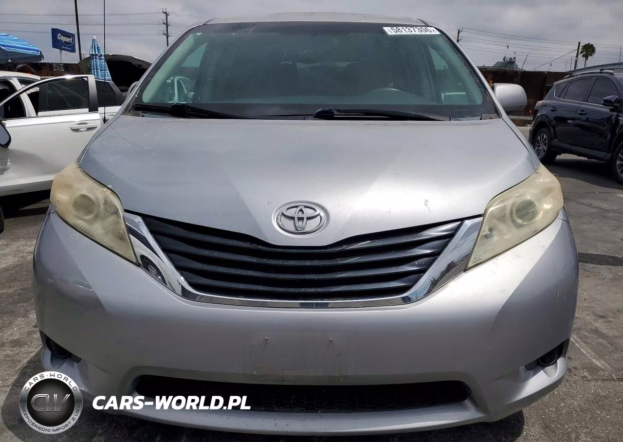 2014 Toyota Sienna Le VIN:5TDKK3DC1ES460670 - 5