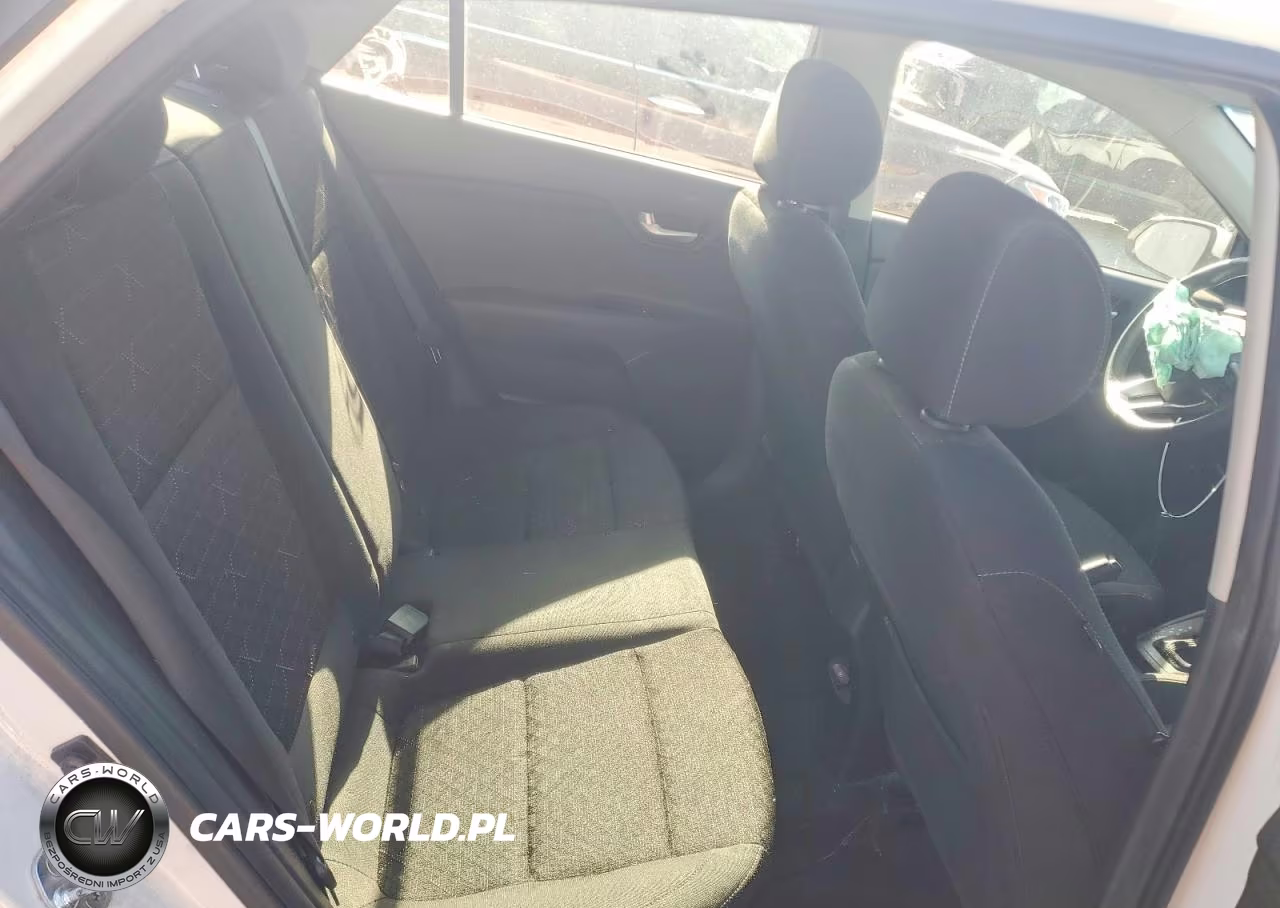 2018 Kia Rio S VIN:3KPA24AB9JE097245 - 10