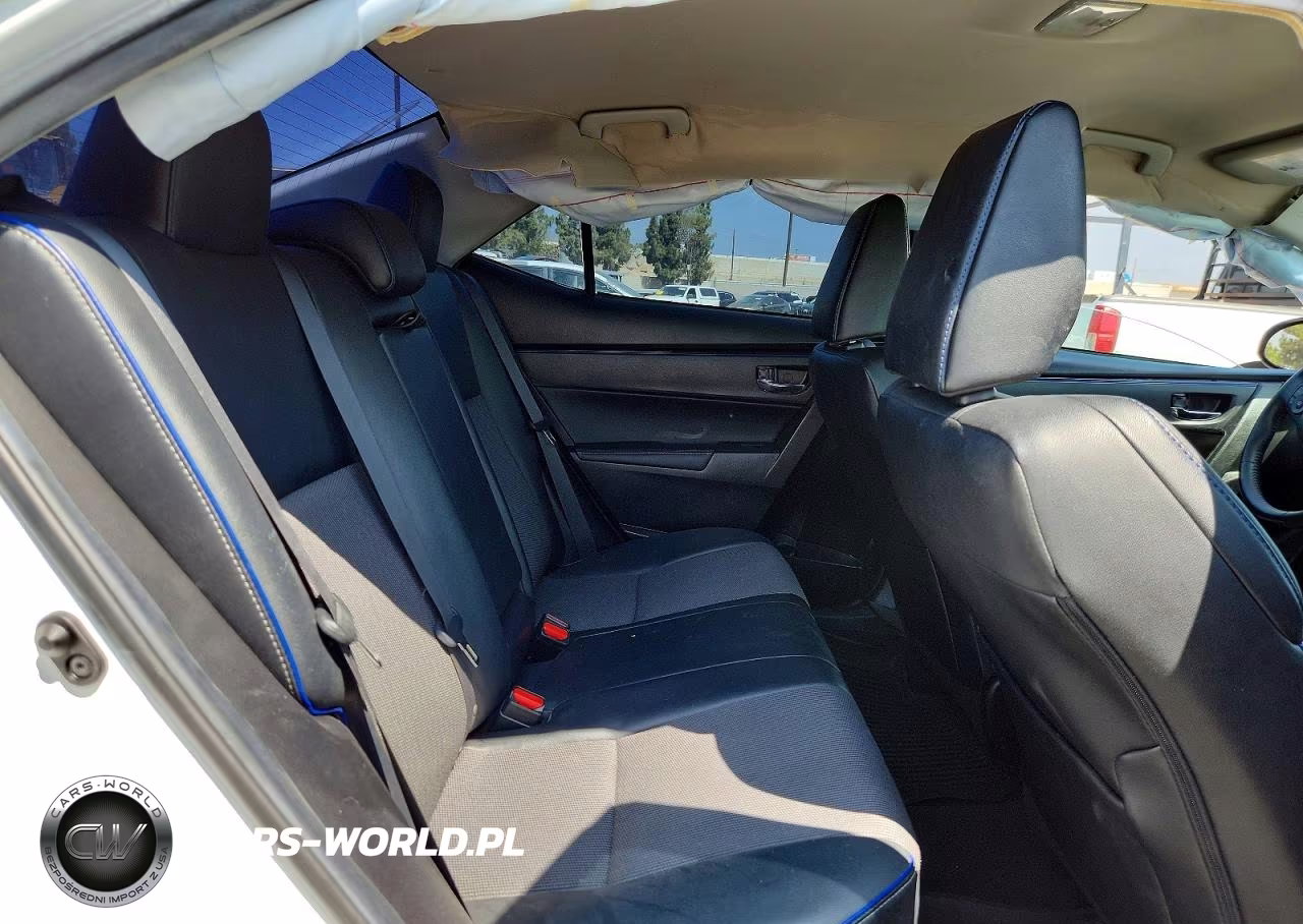 2018 Toyota Corolla Se VIN:5YFBURHE8JP767829 - 10