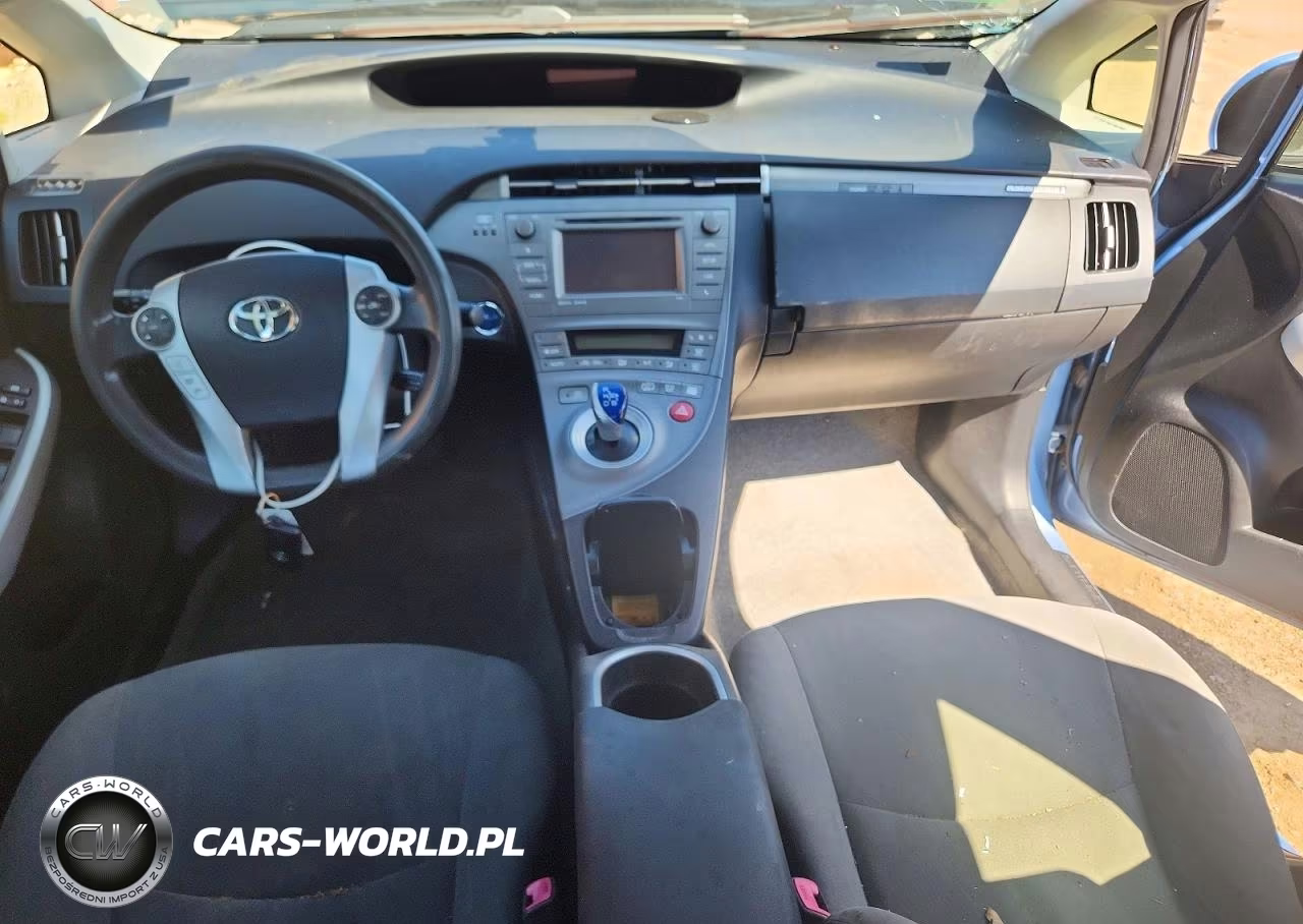 2012 Toyota Prius Plug-In Hybrid Base VIN:JTDKN3DP3C3027943 - 8