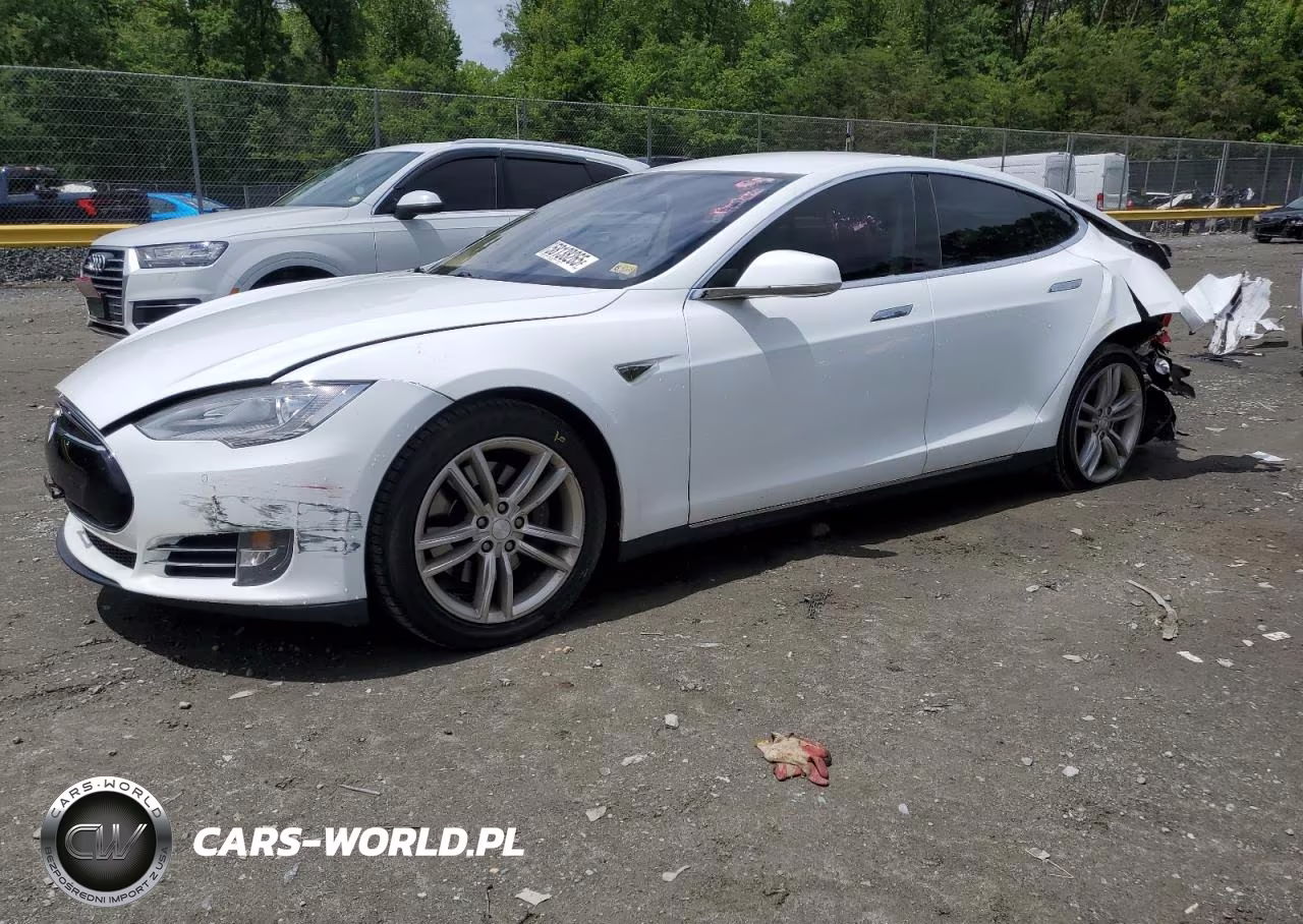 2014 Tesla Model S