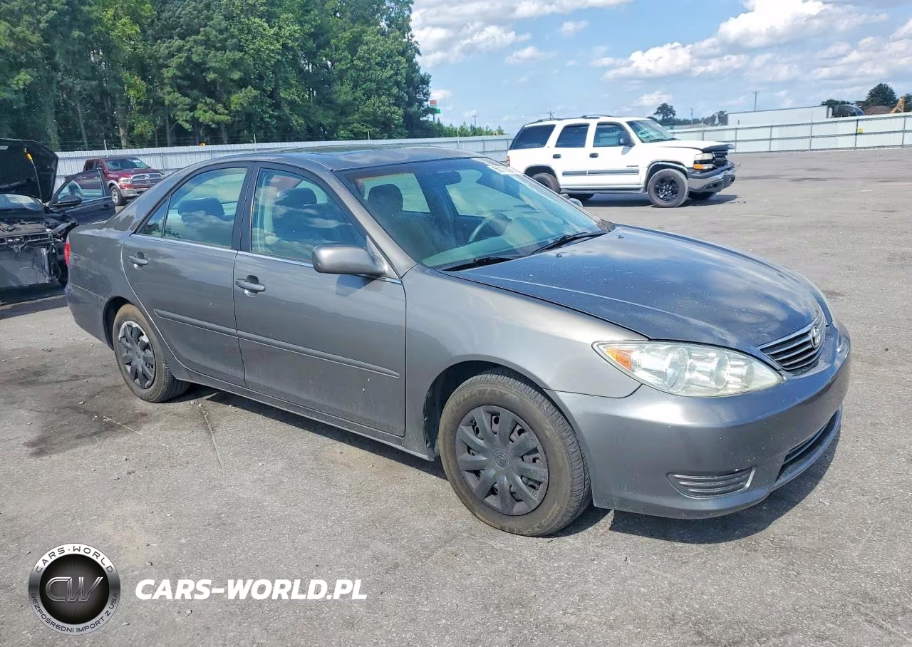 2005 Toyota Camry Le VIN:4T1BE32K65U545027 - 4