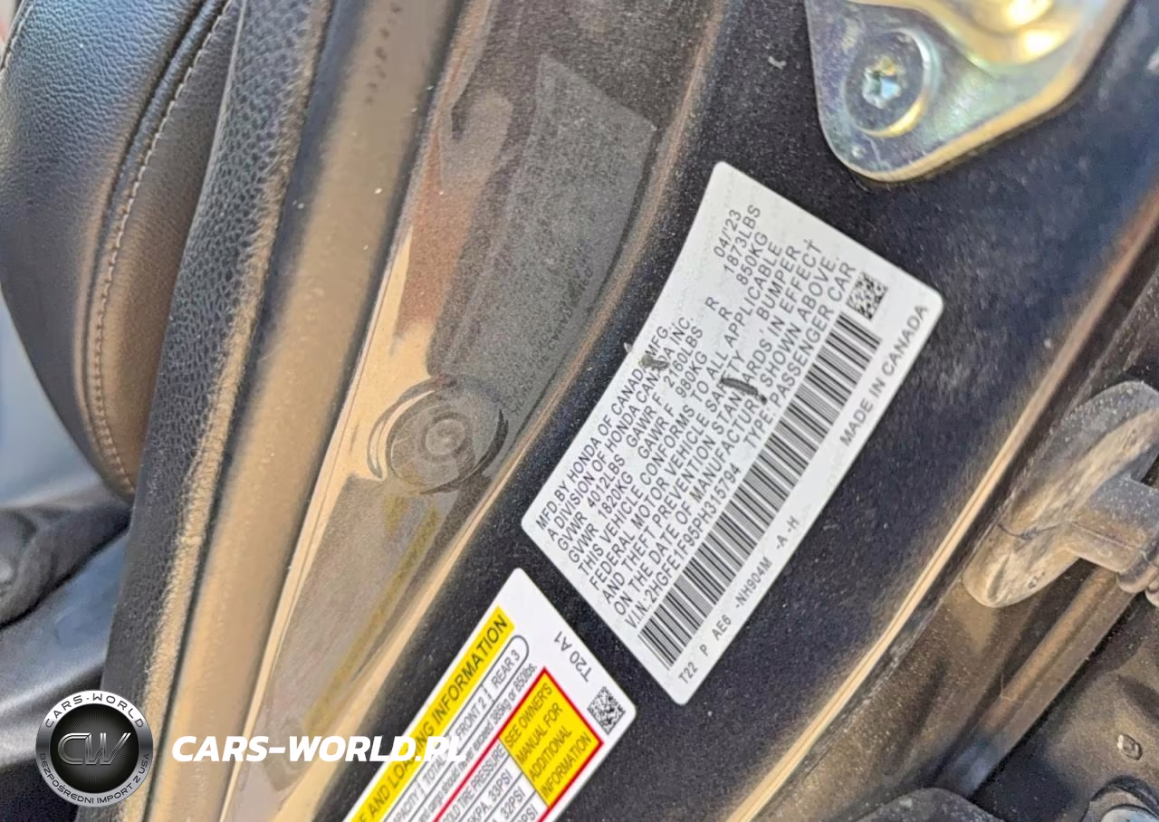 2023 Honda Civic Touring VIN:2HGFE1F95PH315794 - 10