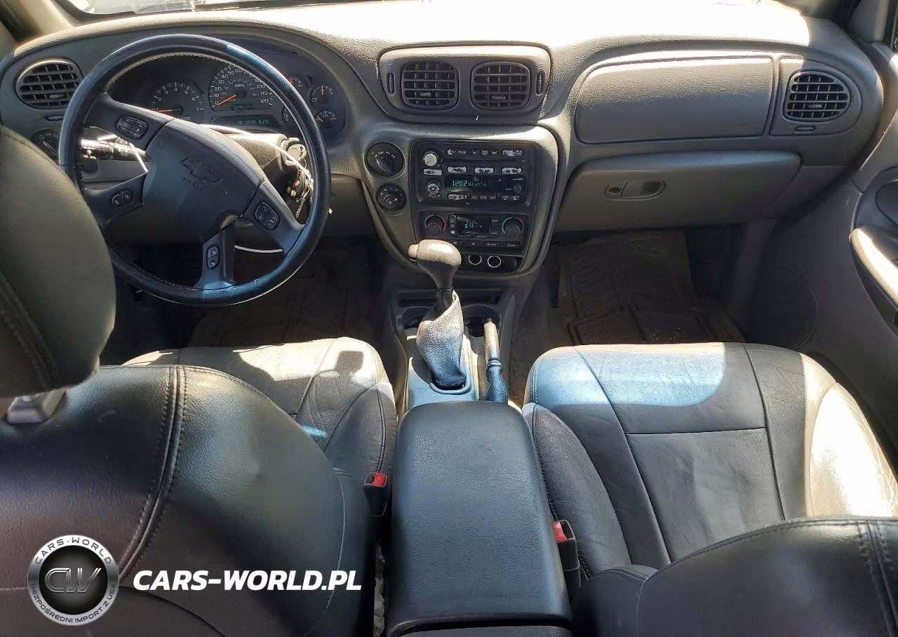 2002 Chevrolet Trailblazer VIN:1GNDT13S322318320 - 8