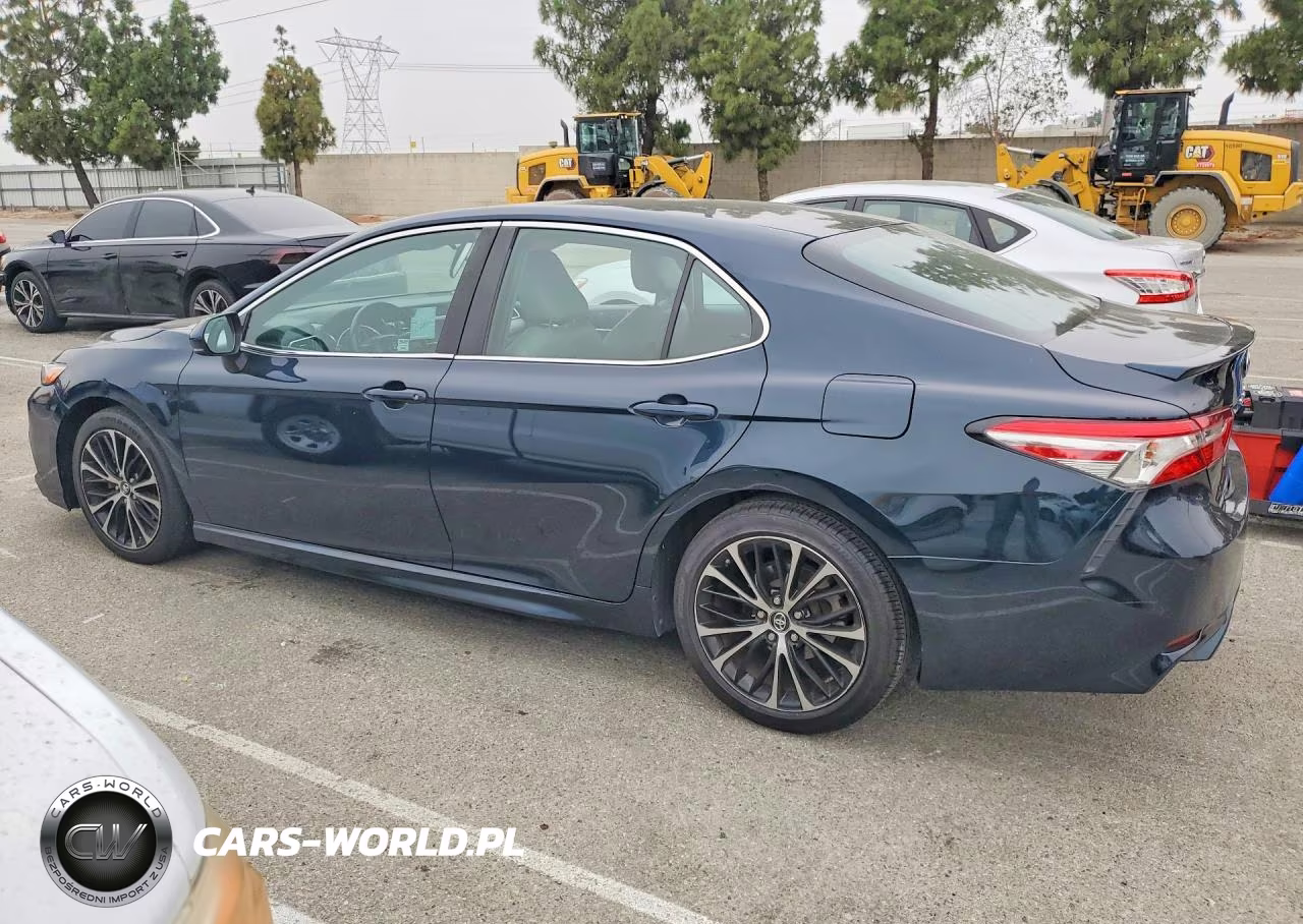 2018 Toyota Camry Se VIN:4T1B11HK2JU525004 - 2