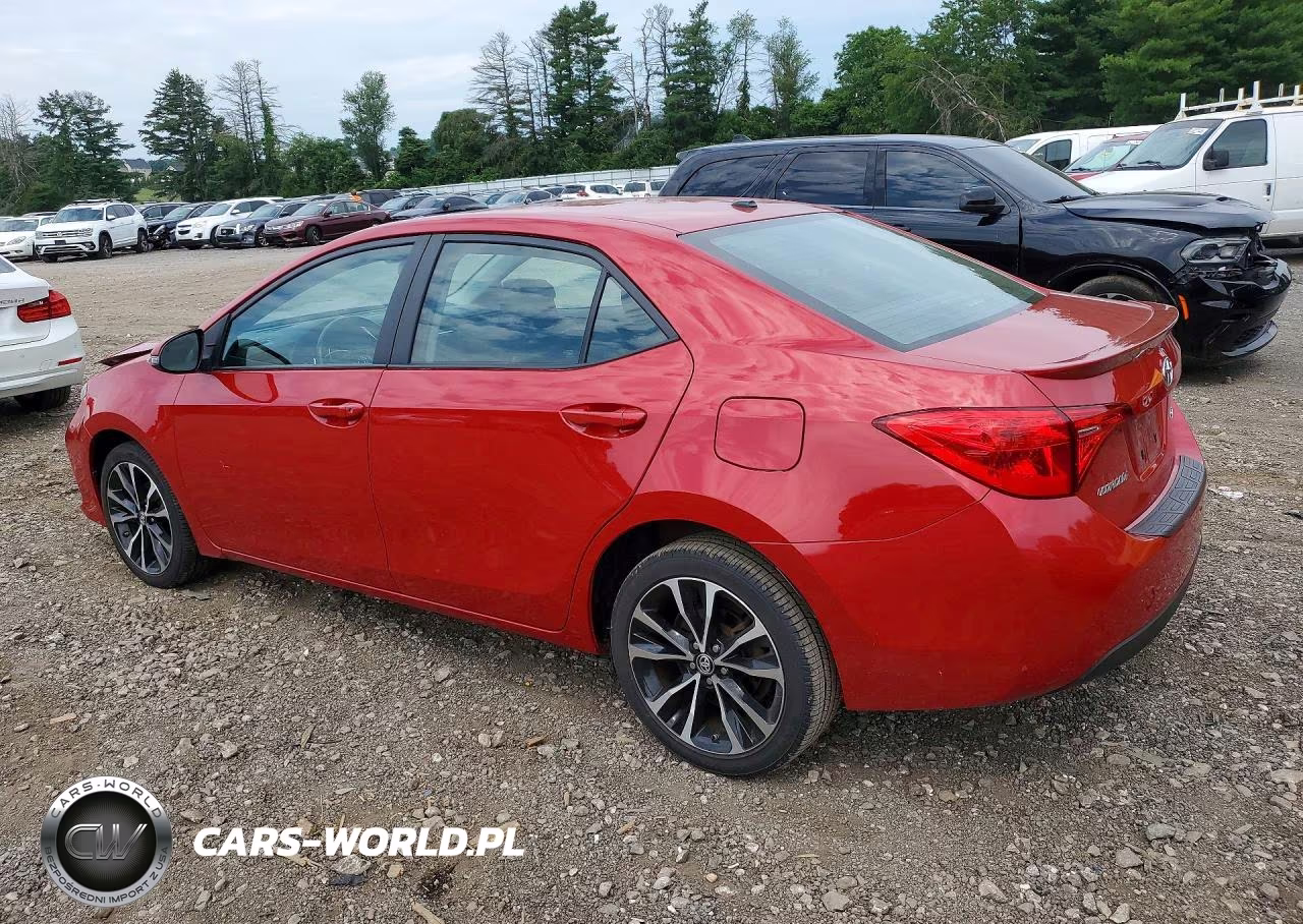 2018 Toyota Corolla Se VIN:2T1BURHE5JC033813 - 2