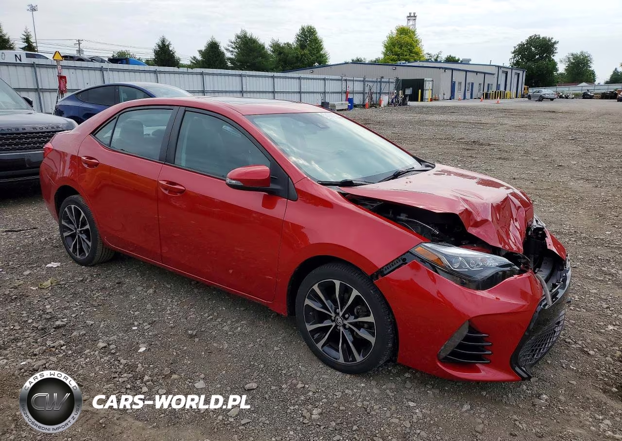 2018 Toyota Corolla Se VIN:2T1BURHE5JC033813 - 4