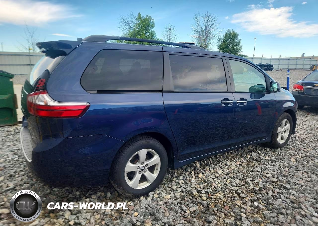 2020 Toyota Sienna Le VIN:5TDKZ3DC4LS023786 - 3