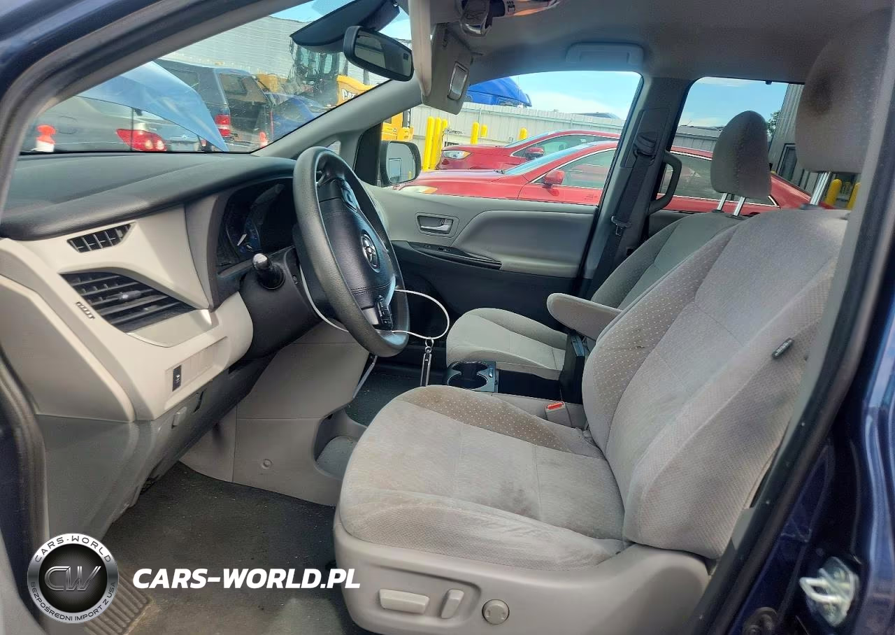2020 Toyota Sienna Le VIN:5TDKZ3DC4LS023786 - 7