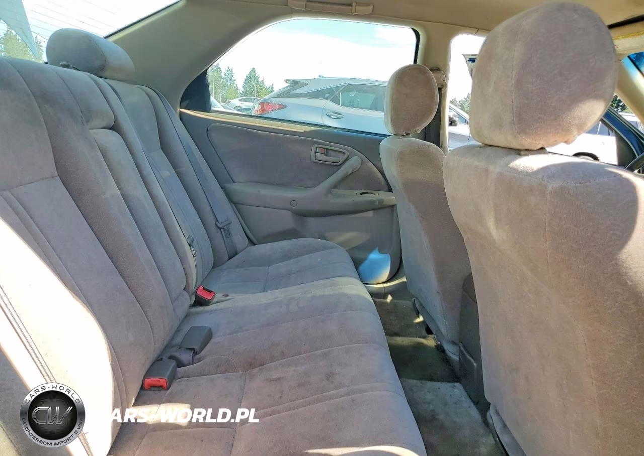 1998 Toyota Camry Le VIN:JT2BG22K5W0188322 - 10