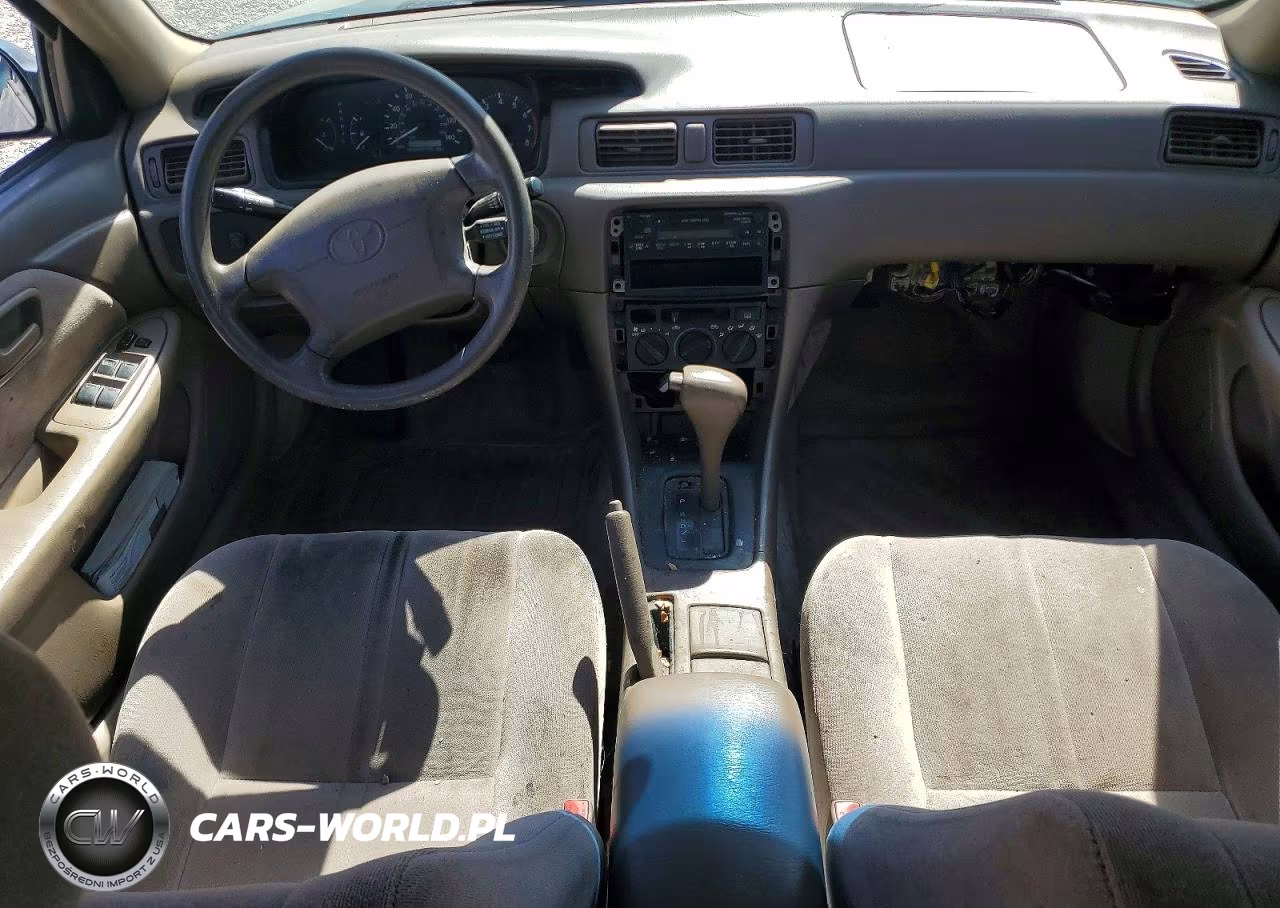 1998 Toyota Camry Le VIN:JT2BG22K5W0188322 - 8