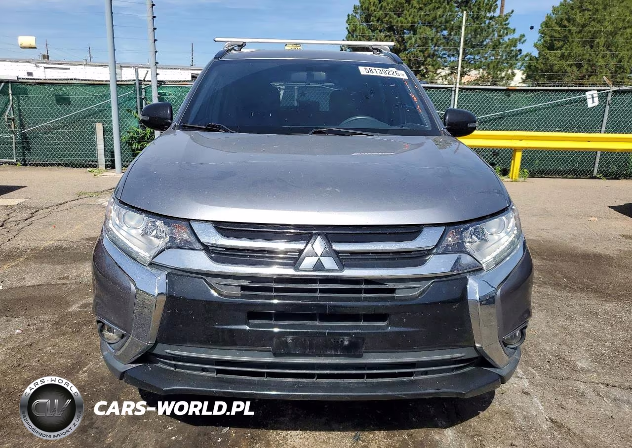 2018 Mitsubishi Outlander Se VIN:JA4AZ3A39JZ031226 - 5