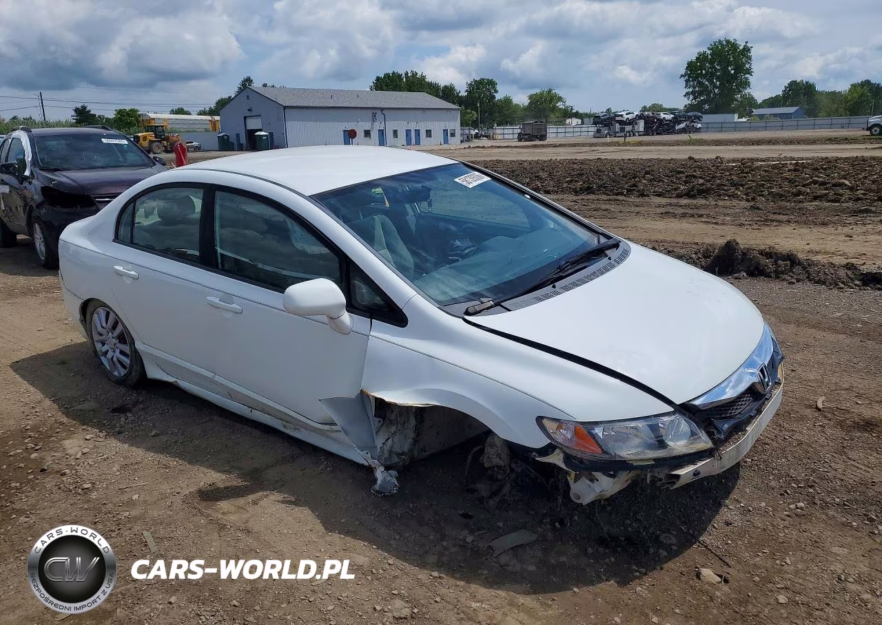 2010 Honda Civic VIN:19XFA1F58AE003981 - 4