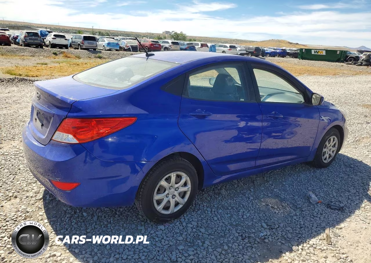 2014 Hyundai Accent Gls VIN:KMHCT4AE1EU685627 - 3
