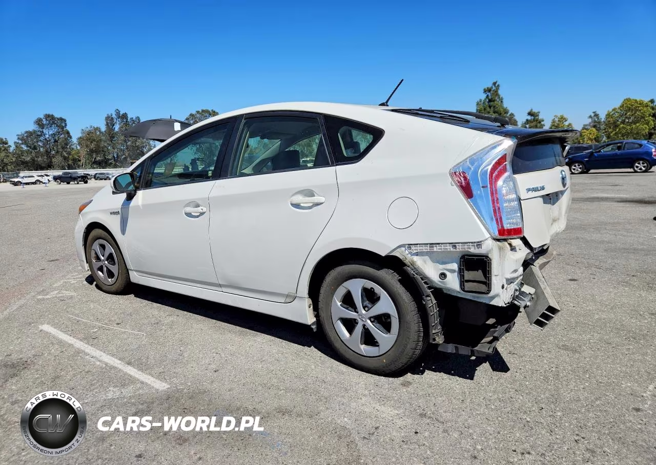 2015 Toyota Prius Two VIN:JTDKN3DU9F0464941 - 2