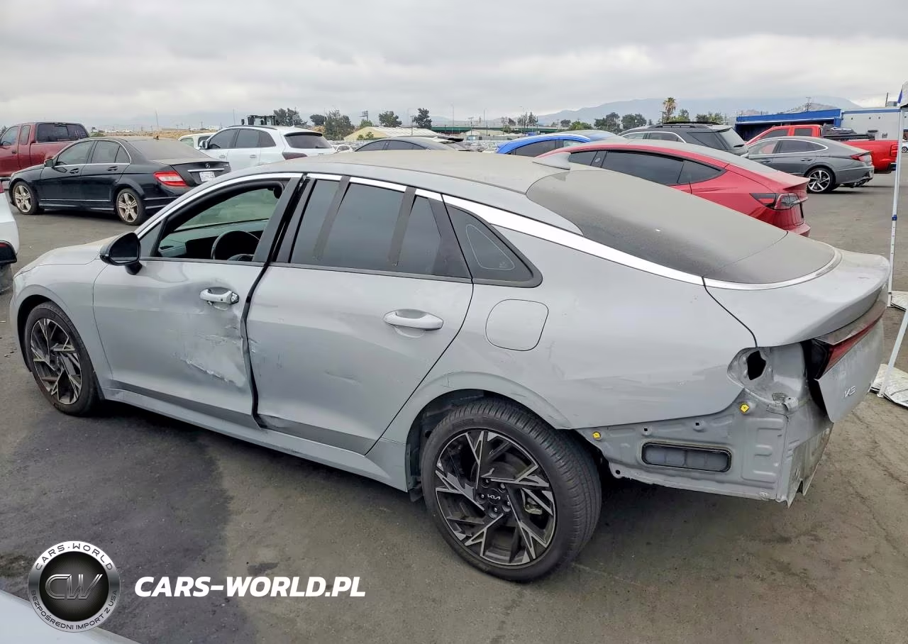 2025 Kia K5 Gt Line VIN:KNAG64J79S5304527 - 2