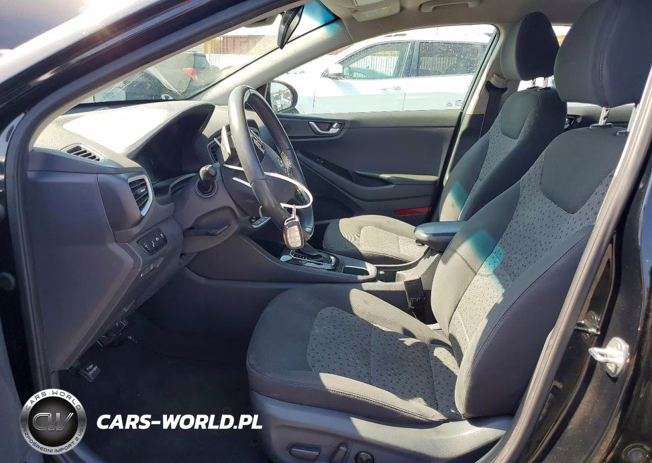 2018 Hyundai Ioniq Sel VIN:KMHC75LC4JU062650 - 7