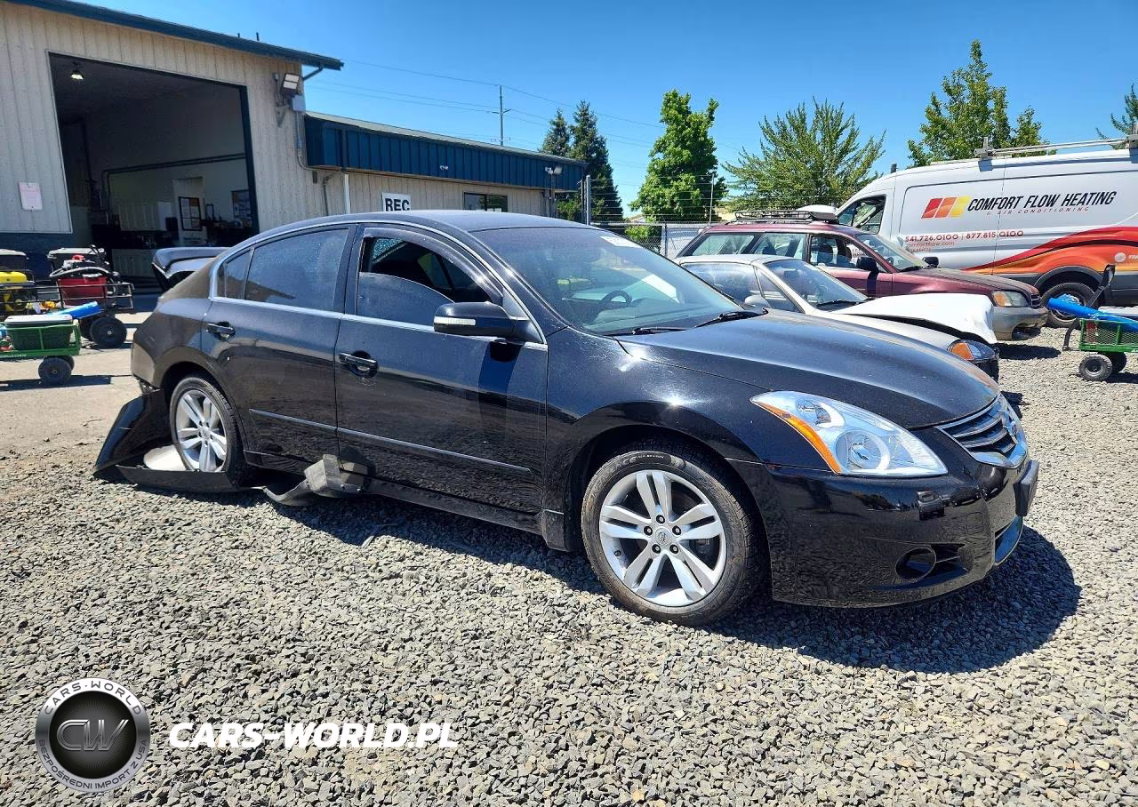 2011 Nissan Altima Sr VIN:1N4BL2AP1BN453935 - 4