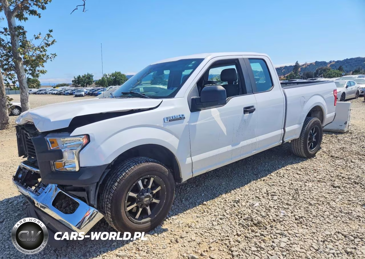 2015 Ford F150 Super Cab – zdjęcie 1 z 13