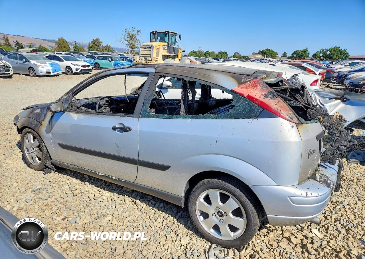 2001 Ford Focus Zx3 VIN:3FAFP31321R191038 - 2