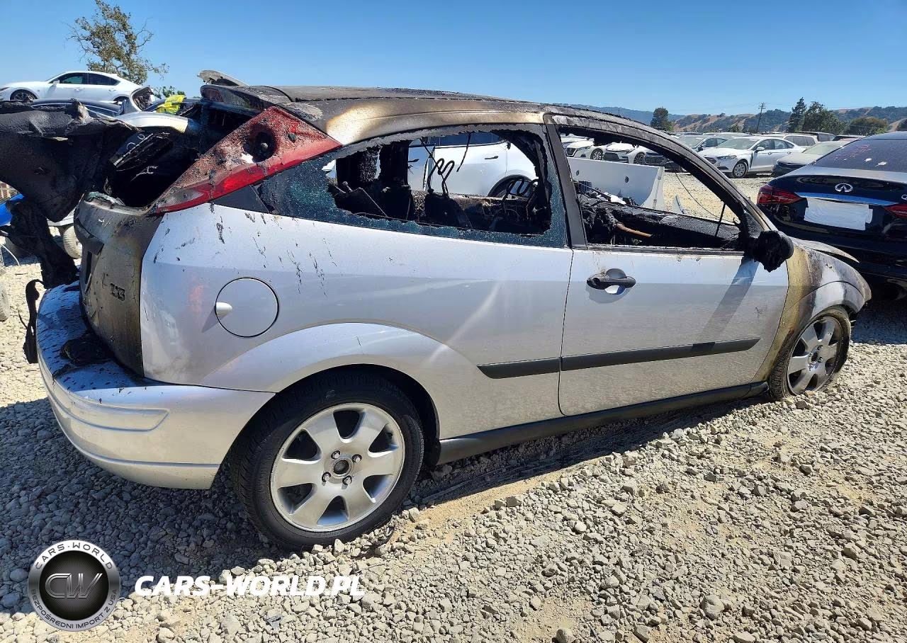 2001 Ford Focus Zx3 VIN:3FAFP31321R191038 - 3