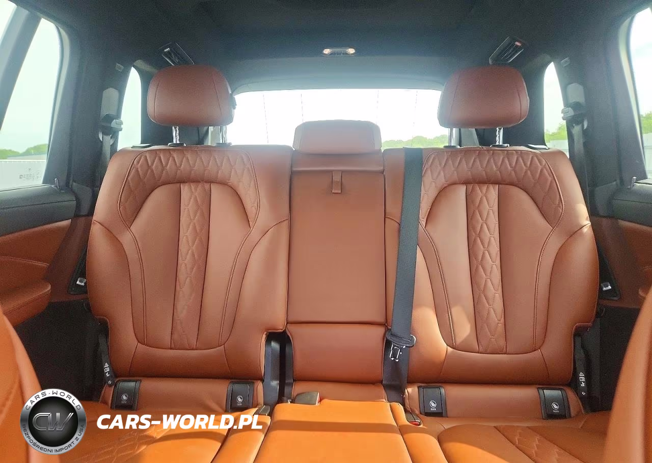 2023 BMW X7 xDrive40I VIN:5UX23EM0XP9P90399 - 10