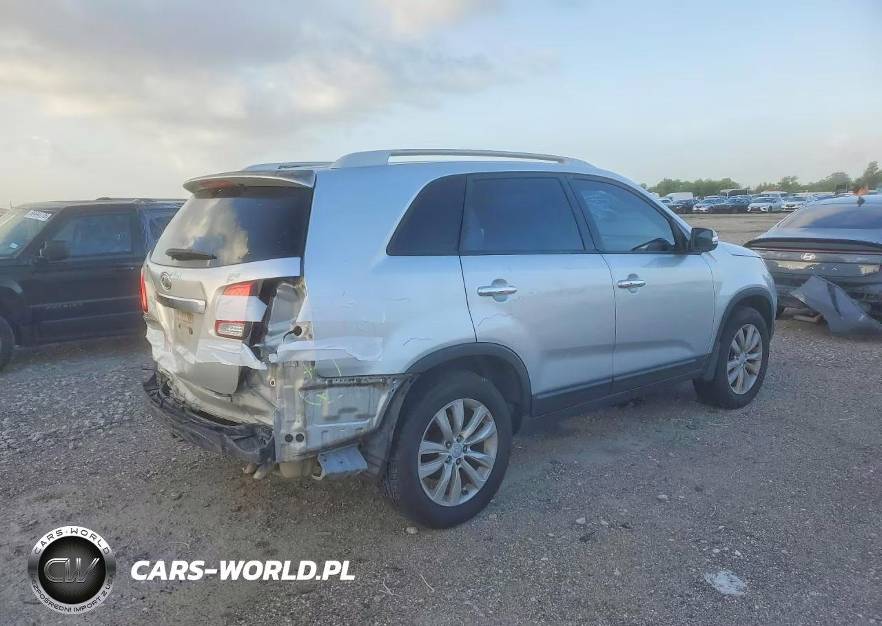 2011 Kia Sorento Ex VIN:5XYKU4A15BG005980 - 3