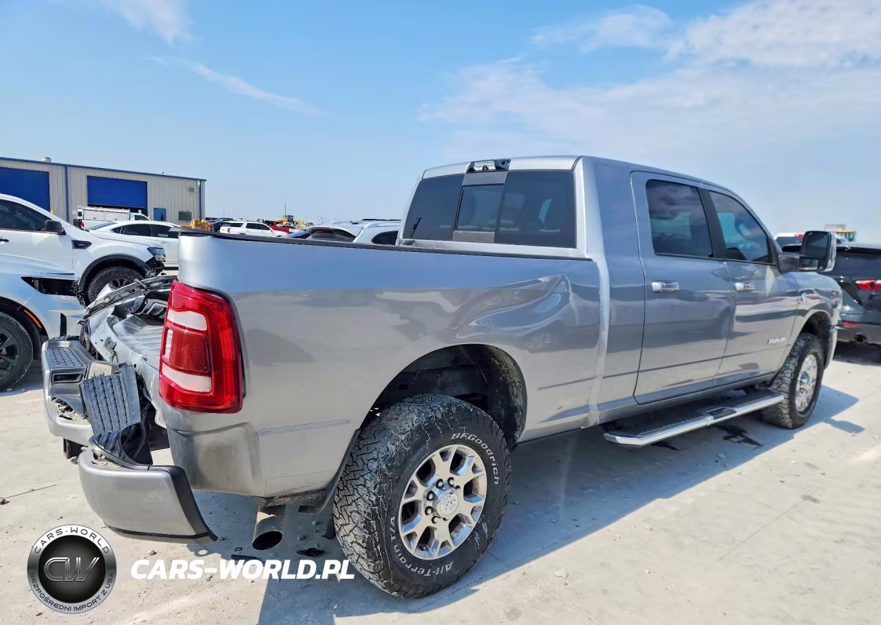 2023 Ram 2500 VIN:3C6UR5NL4PG554405 - 3