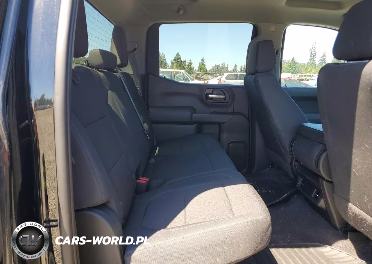 2020 Chevrolet Silverado K1500 Custom VIN:3GCPYBEK5LG145838 - 10