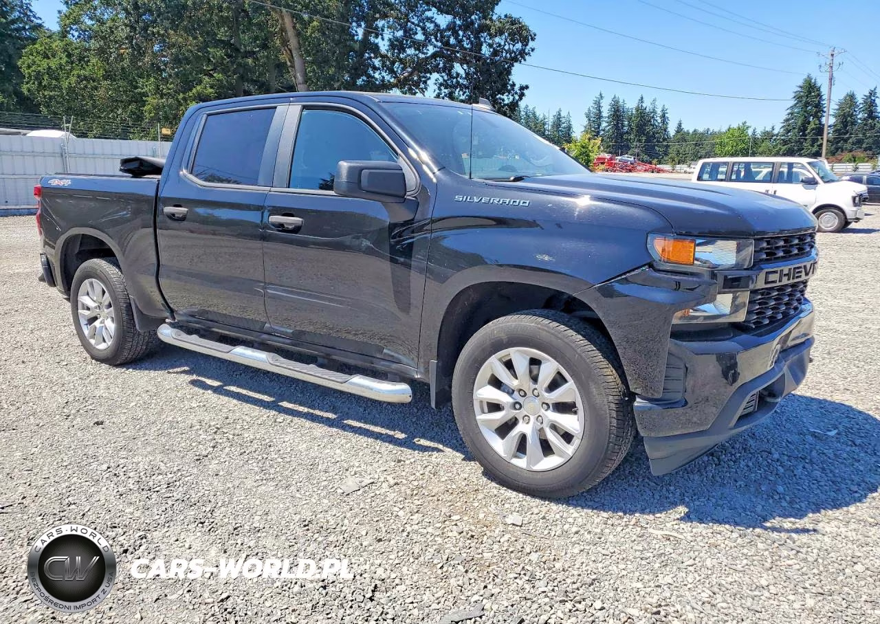 2020 Chevrolet Silverado K1500 Custom VIN:3GCPYBEK5LG145838 - 4