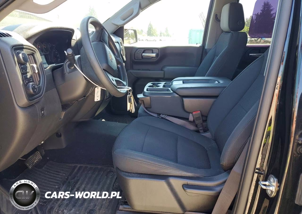2020 Chevrolet Silverado K1500 Custom VIN:3GCPYBEK5LG145838 - 7