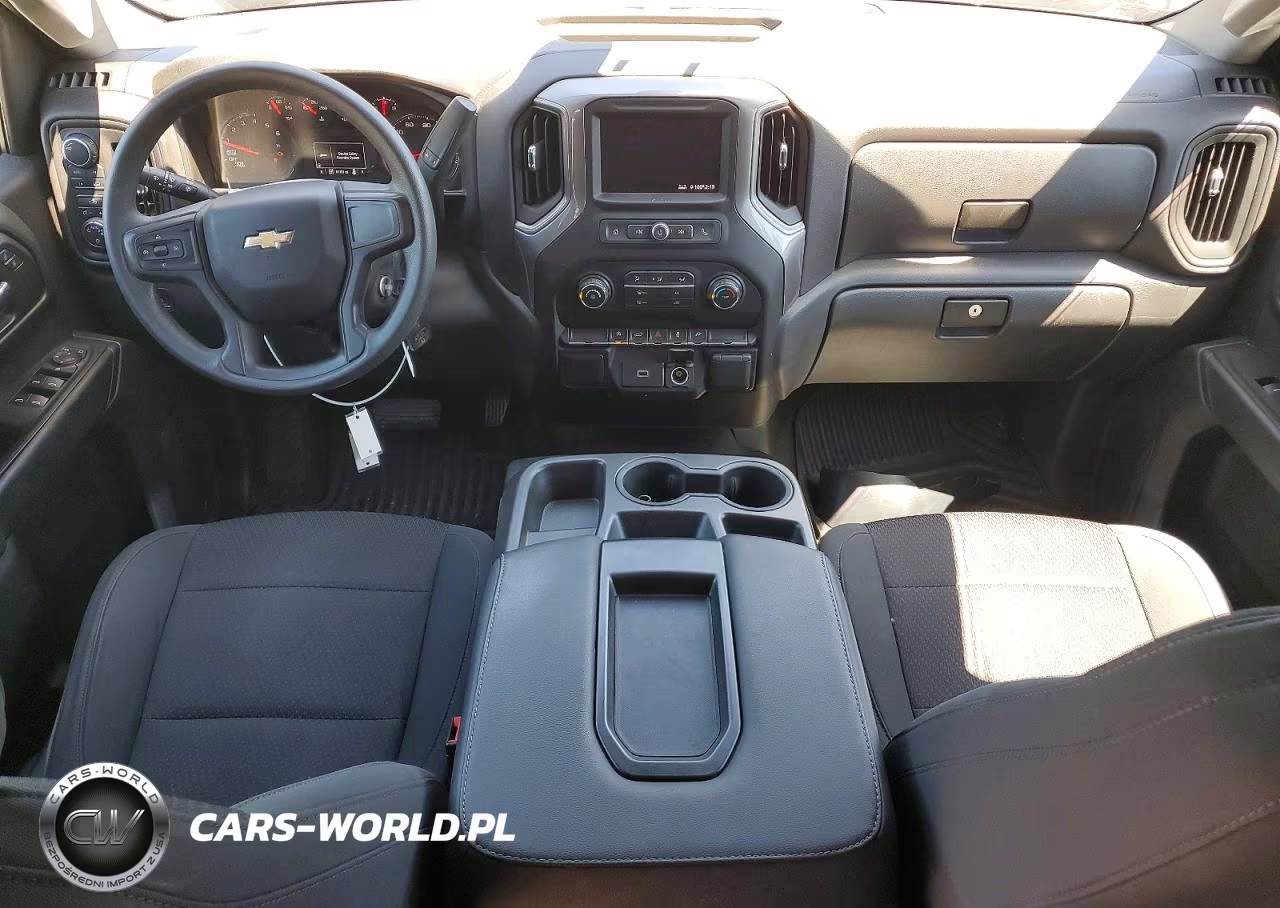 2020 Chevrolet Silverado K1500 Custom VIN:3GCPYBEK5LG145838 - 8