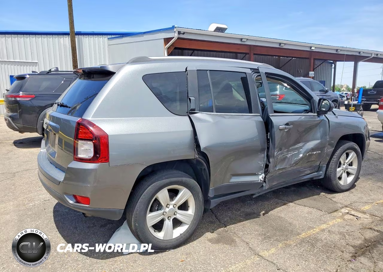 2014 Jeep Compass Sport VIN:1C4NJDBB2ED593322 - 3