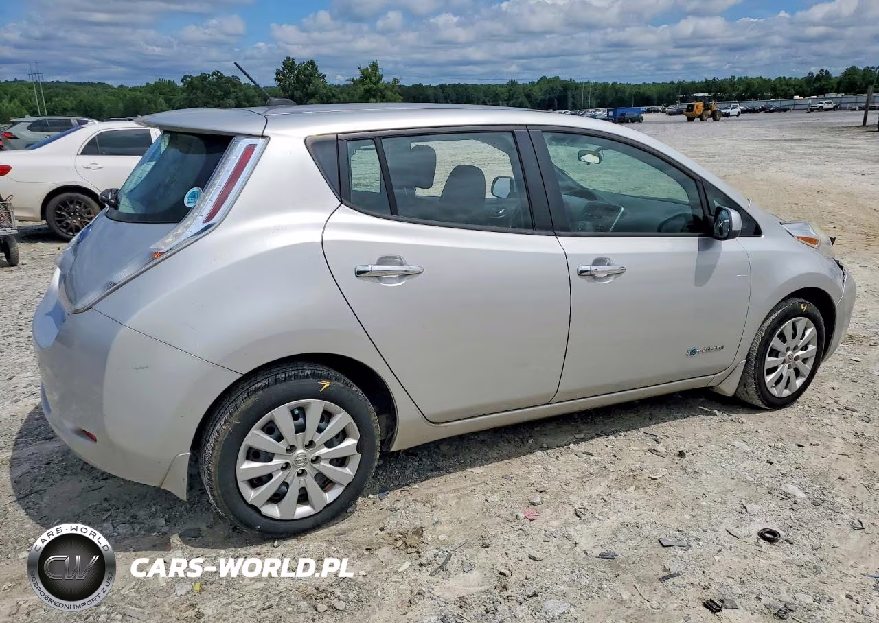 2013 Nissan Leaf S VIN:1N4AZ0CP9DC420904 - 3